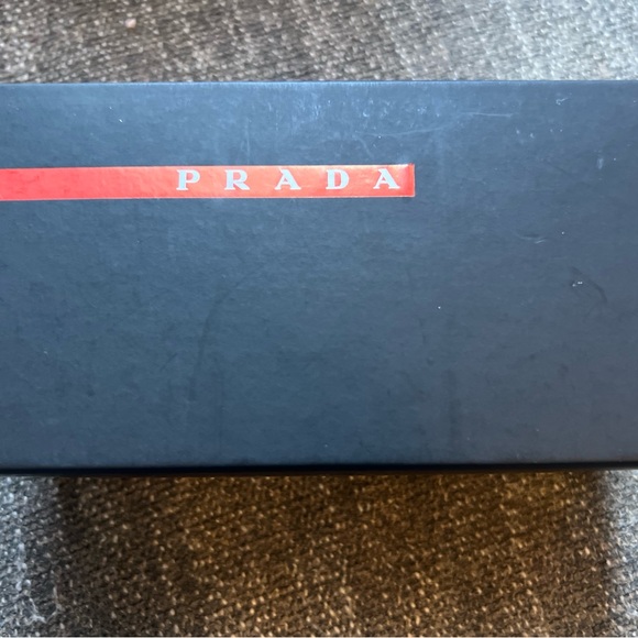 SPR17W black gradient Prada sunglasses 49mm - Picture 5 of 9